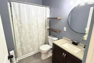 928 E Davis St, Burlington, NC 27215 - Photo 11