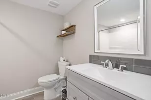 5412 Farley Dr, Raleigh, NC 27609 - Photo 17