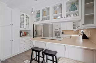 5412 Farley Dr, Raleigh, NC 27609 - Photo 13