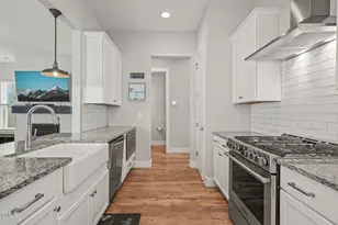 1006 Whistler St, Durham, NC 27713 - Photo 9