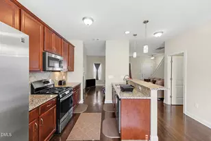 418 Lakemont Dr, Clayton, NC 27520 - Photo 5