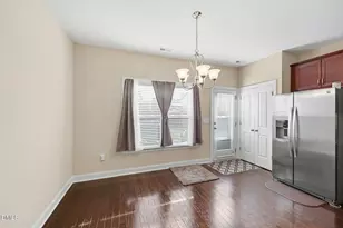 418 Lakemont Dr, Clayton, NC 27520 - Photo 5