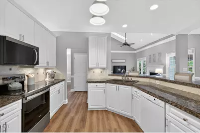 12201 Freemont Lane, Raleigh, NC 27613 - Photo 7