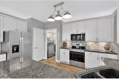 12201 Freemont Lane, Raleigh, NC 27613 - Photo 11