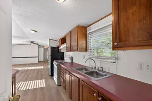 495 Macon-Embro Rd, Macon, NC 27551 - Photo 5