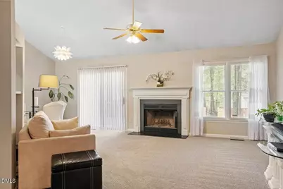 10 Petersburg Place, Durham, NC 27703 - Photo 3