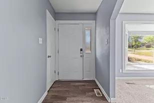 5308 Foxfire Rd, Fayetteville, NC 28303 - Photo 7