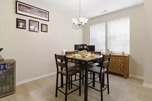 718 Wickham Ridge Rd, Apex, NC 27539 - Photo 5