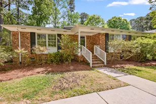 407 Overland Dr, Chapel Hill, NC 27517 - Photo 3