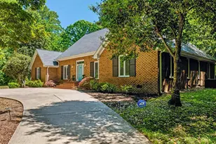 12 Lanier Dr, Chapel Hill, NC 27517 - Photo 1