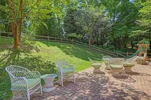12 Lanier Dr, Chapel Hill, NC 27517 - Photo 11