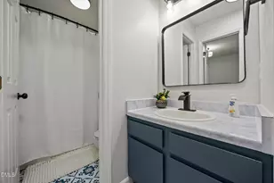 6422 English Oaks Dr, Raleigh, NC 27615 - Photo 25