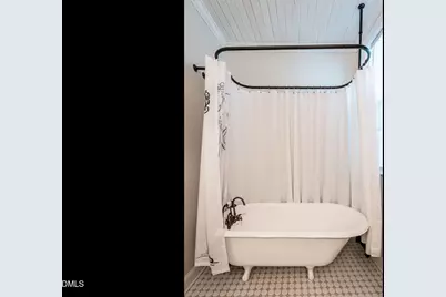 212 W Church Street, Benson, NC 27504 - Photo 23