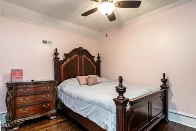 212 W Church Street, Benson, NC 27504 - Photo 29