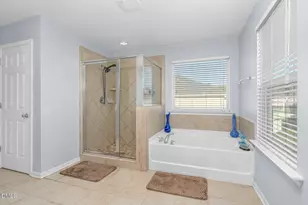 110 Green Willows Dr, Clayton, NC 27527 - Photo 11