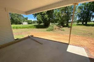 505 N Hillandale Dr, Fremont, NC 27830 - Photo 13