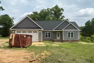 507 N Hillandale Dr, Fremont, NC 27830 - Photo 1