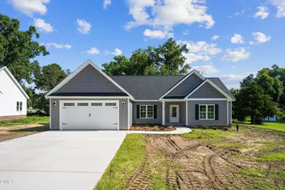 507 N Hillandale Drive, Fremont, NC 27830 - Photo 1