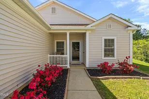 3113 Locust Grove Dr, Apex, NC 27539 - Photo 3