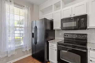 600 Woodson Dr, Clayton, NC 27527 - Photo 9