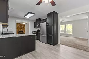 1106 Mohawk Ave, Fayetteville, NC 28303 - Photo 9
