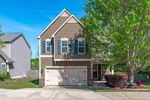 919 Award St, Fuquay-Varina, NC 27526 - Photo 1