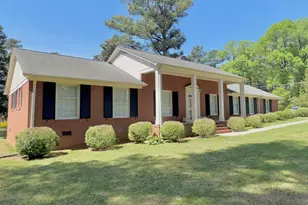 1604 Crescent Dr, Henderson, NC 27536 - Photo 1