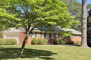 1604 Crescent Dr, Henderson, NC 27536 - Photo 5
