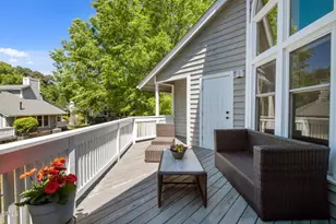 105 Elmwood Cir, Chapel Hill, NC 27514 - Photo 19