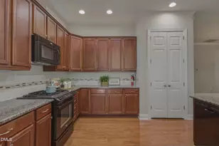 9805 Carlyle Hills Way, Raleigh, NC 27617 - Photo 13