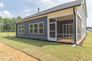104 Stradshire Ct, Zebulon, NC 27597 - Photo 5