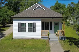 306 Martin Luther King Junior Dr, Smithfield, NC 27577 - Photo 1