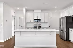 913 Glowing Star Ln, Angier, NC 27501 - Photo 5