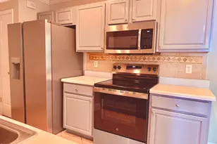 109 Lacombe Ct, Holly Springs, NC 27540 - Photo 9