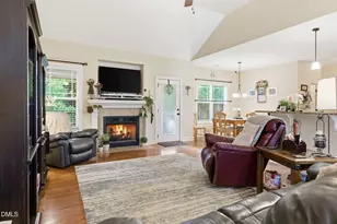 142 Candlenut Ln, Smithfield, NC 27577 - Photo 3
