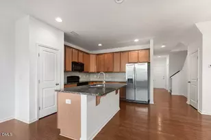 106 Pleasant Glen Ln, Apex, NC 27539 - Photo 9