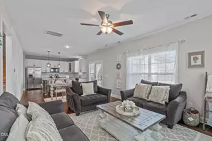 805 Buckner Ct, Fuquay Varina, NC 27526 - Photo 13