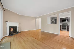 1515 E Franklin St, Chapel Hill, NC 27514 - Photo 7