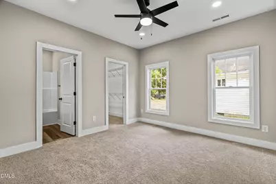 506 E Townsend Street, Dunn, NC 28334 - Photo 13