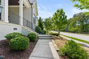 805 Mountain Vista Ln, Cary, NC 27519 - Photo 5