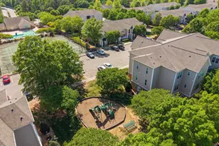 2400 Huntscroft Ln, Raleigh, NC 27617 - Photo 39