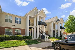2400 Huntscroft Ln, Raleigh, NC 27617 - Photo 45