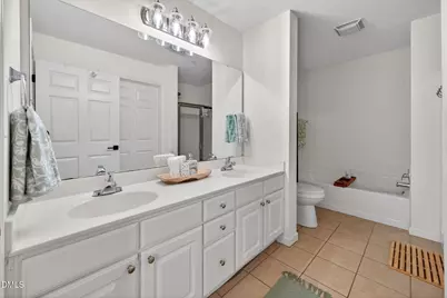 2400 Huntscroft Lane #202, Raleigh, NC 27617 - Photo 21