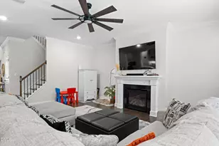 2400 Heathland Farm Dr, Fuquay Varina, NC 27526 - Photo 3