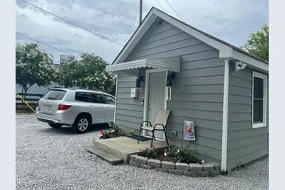 902 E Main Street, Clayton, NC 27520 - Photo 3
