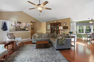 430 Triple Crown Cir, Archer Lodge, NC 27527 - Photo 7