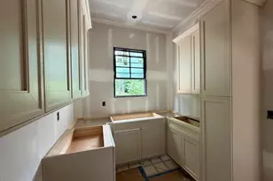 2123 Dunhill Dr, Raleigh, NC 27608 - Photo 25