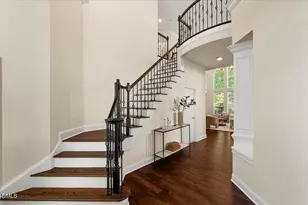 2325 Clayette Ct, Raleigh, NC 27612 - Photo 5