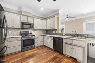 929 Old Baron Dr, Fuquay Varina, NC 27526 - Photo 5