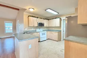 7636 Galena Dr, Fayetteville, NC 28314 - Photo 9